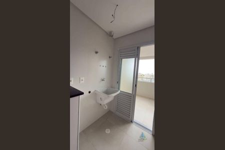 5_photo/94ce1ef54d.8050f1f03f478c9f-ATLAS-e4e1c0d0-d455-4cfb-8467-70cf44d328ba.jpg de apartamento à venda com 1 quarto, 57m² em Vila Tupi, Praia Grande