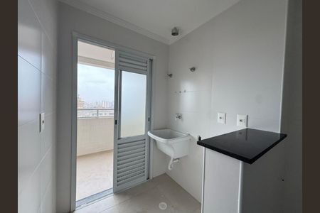 17_photo/94ce1ef54d.b7b6818f53440c09-ATLAS-e8ba8ff1-5a19-47a2-bb0f-c615b2da1456.jpg de apartamento à venda com 1 quarto, 58m² em Vila Tupi, Praia Grande