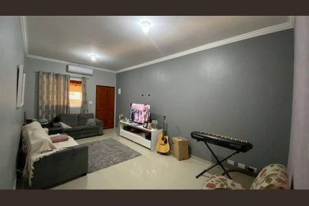 4_photo/94ce1ef573.2ed526e46a3fb60a-ATLAS-e586f65f-e353-446c-8944-41579e62aa75.jpg de casa à venda com 3 quartos, 128m² em Vila Tupi, Praia Grande