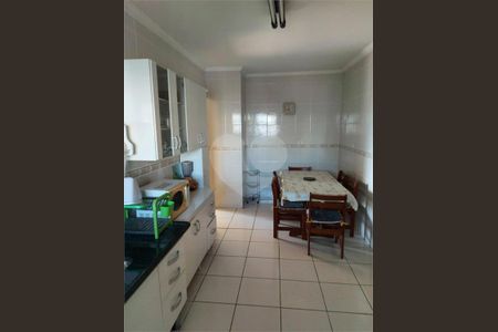 5_photo/94ce1ef5ff.8112f57c7da29d24-ATLAS-06c3493f-e7b6-4ec8-a143-c7e9d863a7c6.jpg de apartamento à venda com 2 quartos, 70m² em Vila Tupi, Praia Grande