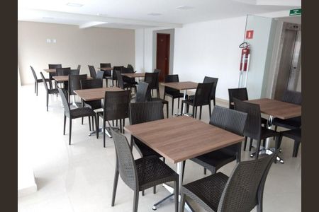 5_photo/94ce1ef611.c3a1ac8d3195dedb-ATLAS-1f7bcecd-aa5f-4ef6-a794-cfa4509ac7b9.jpg de apartamento à venda com 2 quartos, 66m² em Vila Tupi, Praia Grande