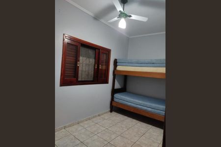 3_photo/94ce1ef6a9.42e6edcb8394660c-ATLAS-2aec1bfe-3cd2-4b0c-8930-8ff8e8e7360c.jpg de casa à venda com 2 quartos, 76m² em Vila Tupi, Praia Grande