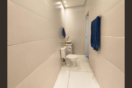 5_photo/94ce1ef6c5.dd013b1bc90478d2-ATLAS-e556db3d-9d63-4db3-b442-2e9dd7b6cab0.jpg de casa à venda com 2 quartos, 109m² em Vila Tupi, Praia Grande