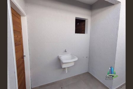 48_photo/94ce1ef6c9.c405d9b7cdaa4033-ATLAS-5e848da3-4253-4d82-b688-e7a20f1449d7.jpg de casa à venda com 2 quartos, 100m² em Vila Tupi, Praia Grande