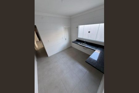 9_photo/94ce1ef6eb.adbb37f92a381176-ATLAS-b88d5200-6d1e-4208-b14e-bb4e9014785c.jpg de casa à venda com 3 quartos, 100m² em Vila Tupi, Praia Grande