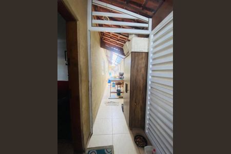 7_photo/94ce1ef703.db01357aa49deb94-ATLAS-1de90997-6cd5-4aba-a886-bb33a3b393ab.jpg de casa à venda com 3 quartos, 86m² em Vila Tupi, Praia Grande