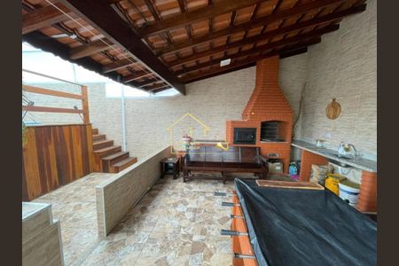 5_photo/94ce1ef70d.5d0fc8648d64f8b7-ATLAS-1cefde0d-1712-42fe-810d-46abe17091e9.jpg de casa à venda com 3 quartos, 142m² em Vila Tupi, Praia Grande