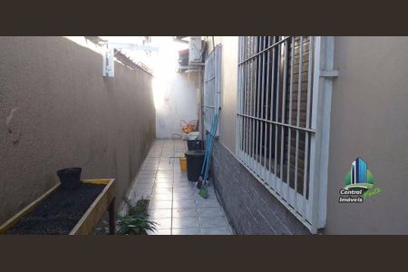 22_photo/94ce1ef763.70d42bc12121e670-ATLAS-fd65b69b-48ef-49f9-b7e0-cc404aa89ec9.jpg de casa à venda com 2 quartos, 104m² em Vila Tupi, Praia Grande