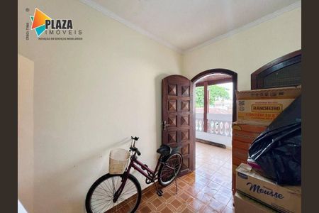 33_photo/94ce1ef7c1.04a823dc9d4d949a-ATLAS-e8285a86-4f43-4dea-bc45-d9ac95f5e76b.jpg de casa à venda com 4 quartos, 175m² em Vila Tupi, Praia Grande