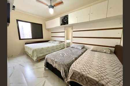 8_photo/94ce1ef7c1.16468e49bf444f07-ATLAS-bb9867e5-e2e4-41df-8cfc-2a55e4b52341.jpg de apartamento à venda com 1 quarto, 56m² em Vila Tupi, Praia Grande