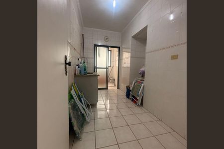 12_photo/94ce1ef7c3.20bb67e8e772cd3f-ATLAS-a31afd4a-9859-4071-9c7a-e972af52f44e.jpg de apartamento à venda com 1 quarto, 50m² em Vila Tupi, Praia Grande