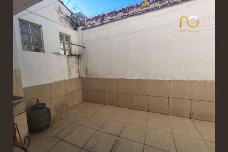 11_photo/94ce1ef7cf.e1d2c46bde3eb79c-ATLAS-fe8995b5-efe4-47d5-8b3e-06ab521d8b49.jpg de casa à venda com 2 quartos, 85m² em Vila Tupi, Praia Grande