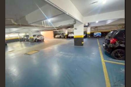 7_photo/94ce1ef7d3.06d0e82101a84137-ATLAS-1928dcae-c8c0-424d-b445-bcc1c0e19f8a.jpg de apartamento à venda com 2 quartos, 90m² em Vila Tupi, Praia Grande