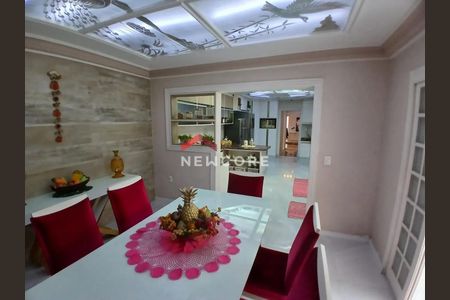 11_photo/94ce1ef807.8a706a3c1c8a5b40-ATLAS-35749f48-499c-494a-9686-ad76d0ffec5b.jpg de casa à venda com 3 quartos, 500m² em Vila Tupi, Praia Grande