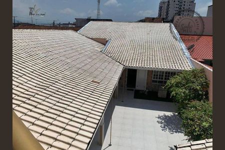 7_photo/94ce1ef807.8a706a3c1c8a5b40-ATLAS-79663b37-60c0-4e60-8378-4fd5462b08ef.jpg de casa à venda com 4 quartos, 366m² em Vila Tupi, Praia Grande