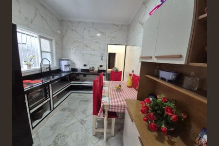 9_photo/94ce1ef861.9034fee1f2a82cec-ATLAS-05f90de3-6283-45c6-bc21-af2f2e1cc496.jpg de casa à venda com 4 quartos, 126m² em Vila Assuncao, Praia Grande