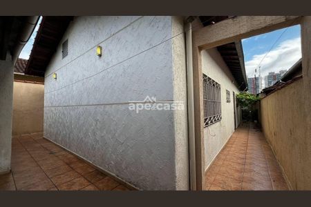 4_photo/94ce1ef88b.c7d943991d519b96-ATLAS-0f69ce5c-7eae-4535-9bcc-02e0ca29a8cd.jpg de casa à venda com 3 quartos, 185m² em Vila Assuncao, Praia Grande