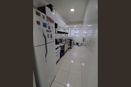 3_photo/94ce1ef8b5.3bc319c5636ce47f-ATLAS-8ca2ea3f-895e-4a60-af8c-a2c84f34c689.jpg de apartamento à venda com 2 quartos, 65m² em Vila Assuncao, Praia Grande