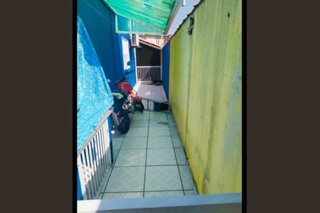 5_photo/94ce1ef9b1.32d3cee88d6adeff-ATLAS-7a5ef9e6-0498-4661-a744-2f767ffc7813.jpg de casa à venda com 3 quartos, 90m² em Vila Tupi, Praia Grande