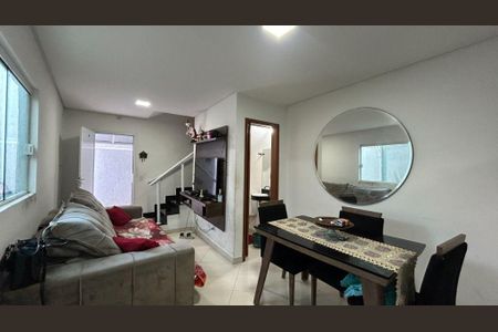 3_photo/94ce1efa01.ebbd8bc3dc39b939-ATLAS-9d928882-7b60-41a3-b267-847087db3feb.jpg de casa à venda com 2 quartos, 51m² em Vila Tupi, Praia Grande