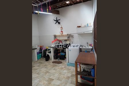 9_photo/94ce1efc17.d881307b5135e420-ATLAS-abbaf425-ba4e-43dd-a8d8-ec6342000186.jpg de casa à venda com 2 quartos, 110m² em Vila Assuncao, Praia Grande