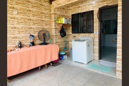 47_photo/94ce1efc19.03880a7905e8d974-ATLAS-02d5732f-1b0b-4c4a-b445-0038d961949d.jpg de casa à venda com 3 quartos, 142m² em Vila Assuncao, Praia Grande