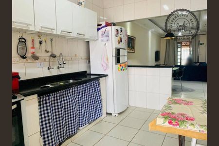 9_photo/94ce1efc19.03880a7905e8d974-ATLAS-6ed365e1-2f63-4cad-9aa8-b4486c36d979.jpg de casa à venda com 3 quartos, 142m² em Vila Assuncao, Praia Grande