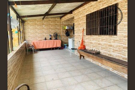 48_photo/94ce1efc19.03880a7905e8d974-ATLAS-7a9adedf-25e1-4ba8-800f-97669197f442.jpg de casa à venda com 3 quartos, 142m² em Vila Assuncao, Praia Grande