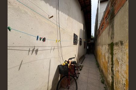 4_photo/94ce1efc19.c1b48a3eb9e6da09-ATLAS-54562414-c9cf-4106-bdbd-ec591f2d3636.jpg de casa para alugar com 3 quartos, 141m² em Vila Assuncao, Praia Grande