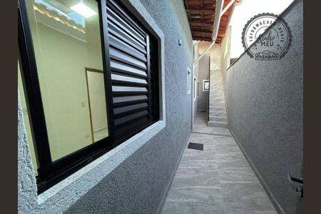 4_photo/94ce1efc2d.a6ce0ea4b86a4b3a-ATLAS-33dba79f-bf33-4a07-b8be-80f019f086c3.jpg de casa à venda com 3 quartos, 67m² em Vila Assuncao, Praia Grande