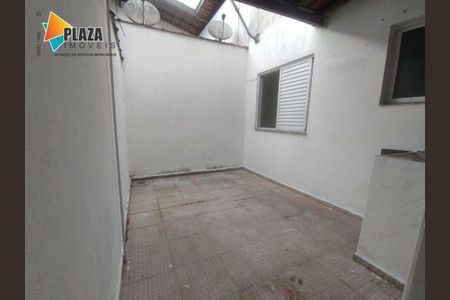 5_photo/94ce1efd5d.ae51fdf35dd2c9d6-ATLAS-4ef68a77-274e-40da-8d6f-c6ae3d8b7bf5.jpg de casa à venda com 2 quartos, 50m² em Jardim Gloria, Praia Grande