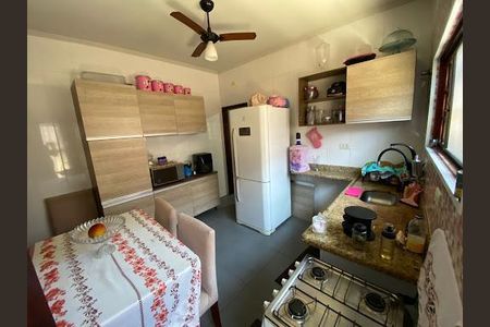 5_photo/94ce1efdd1.5297bc1e9c3f076b-ATLAS-528fe04a-8cbf-4eeb-b56f-df3a6b4cbfa1.jpg de casa à venda com 2 quartos, 66m² em Vila Assuncao, Praia Grande