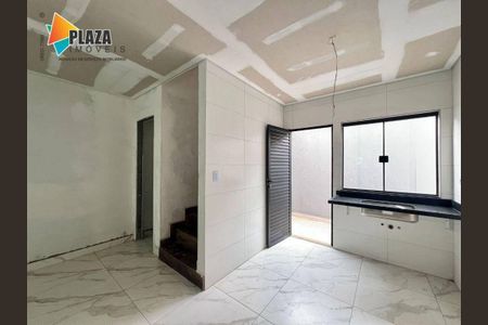 10_photo/94ce1efdd1.bb8031bc67b82846-ATLAS-4da21bf6-4f79-4a15-9efa-9d5b33f3cdac.jpg de casa à venda com 3 quartos, 109m² em Vila Assuncao, Praia Grande