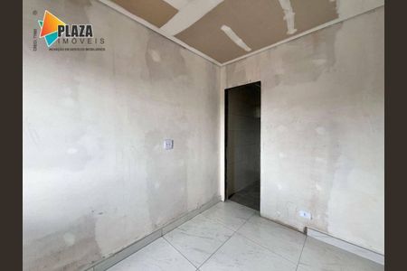 33_photo/94ce1efdd1.bb8031bc67b82846-ATLAS-c9b24e45-b3f5-4e3d-bc34-b09930fbc8c4.jpg de casa à venda com 3 quartos, 109m² em Vila Assuncao, Praia Grande