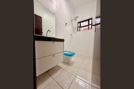 6_photo/94ce1efe39.8725941c6b7d3e7e-ATLAS-8b494675-1835-4e90-aa16-feba21d78309.jpg de casa à venda com 1 quarto, 50m² em Vila Assuncao, Praia Grande