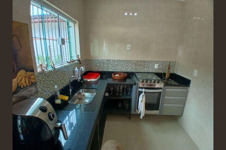 10_photo/94ce1efe83.8d2ef5eddb15fda8-ATLAS-f1a0cf7b-5e65-47af-9041-d6729f61e76e.jpg de casa à venda com 3 quartos, 150m² em Vila Assuncao, Praia Grande