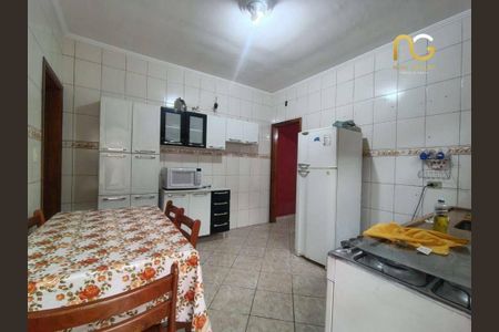 7_photo/94ce1efea3.c8a3ea8b468b2e37-ATLAS-1c5f4a81-9355-489f-9ab1-746e1aaaf4d2.jpg de casa à venda com 2 quartos, 67m² em Vila Assuncao, Praia Grande