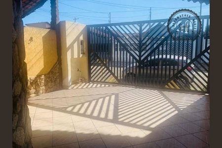 21_photo/94ce1efea3.c8a3ea8b468b2e37-ATLAS-563bafbd-bb53-4a5d-8476-08c29ad1d6c9.jpg de casa à venda com 2 quartos, 92m² em Vila Assuncao, Praia Grande