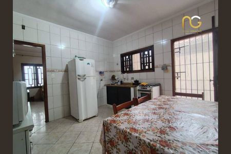 12_photo/94ce1efea3.c8a3ea8b468b2e37-ATLAS-d4bae2a2-cd04-4dc5-9015-a62eb203dc2a.jpg de casa à venda com 2 quartos, 67m² em Vila Assuncao, Praia Grande