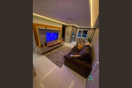 3_photo/94ce1f00a7.43e9df3d97895116-ATLAS-07acbb65-b0db-4bd4-8269-374a135f3b75.jpg de apartamento à venda com 2 quartos, 81m² em Nova Mirim, Praia Grande