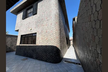 4_photo/94ce1f00bb.5138e2b24b90eb69-ATLAS-b3cae626-0c2f-4897-a1c7-250a7cd9ed96.jpg de casa para alugar com 3 quartos, 257m² em Cidade Ocian, Praia Grande