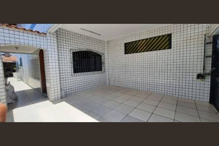2_photo/94ce1f01df.730c0fc270181a97-ATLAS-afab18b3-470b-4d63-8e46-77a98eff111c.jpg de casa à venda com 2 quartos, 150m² em Vila Assuncao, Praia Grande