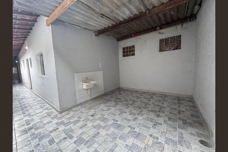 4_photo/94ce1f022d.b9fa56e5fee19a34-ATLAS-221b90c1-36f3-41b5-b485-aada7dcec0a4.jpg de casa à venda com 2 quartos, 67m² em Cidade Ocian, Praia Grande