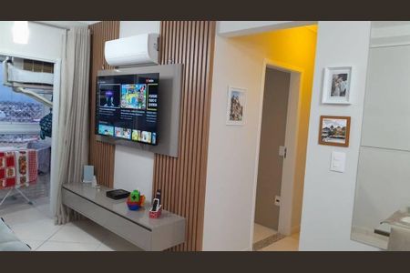 2_photo/94ce1f02e1.22f9e3cd5690f6d5-ATLAS-bc929130-2569-4e55-8198-da8c6233612f.jpg de apartamento à venda com 2 quartos, 60m² em Quietude, Praia Grande