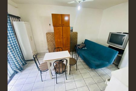 3_photo/94ce1f043f.2b342b0beb7dc8ab-ATLAS-99de7dbf-0124-4a0c-a55a-7365f2cf3f5c.jpg de kitnet/studio à venda com 1 quarto, 32m² em Cidade Ocian, Praia Grande