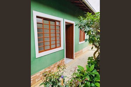 4_photo/94ce1f05d3.59e2a8b39dc3b007-ATLAS-57fa7ee1-7be7-4170-b0a7-6bab8c9c5dae.jpg de casa à venda com 1 quarto, 45m² em Cidade Ocian, Praia Grande