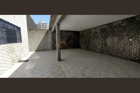 47_photo/94ce1f068b.80198e1da6330d1b-ATLAS-b46b7872-1d4a-4d70-8c4d-1639458c14ed.jpg de casa para alugar com 3 quartos, 270m² em Cidade Ocian, Praia Grande