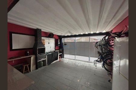 3_photo/94ce1f068b.bb6a92e04f4b5420-ATLAS-1e2991f6-7c87-45b7-aff6-9bed44ca64e0.jpg de casa à venda com 2 quartos, 72m² em Cidade Ocian, Praia Grande