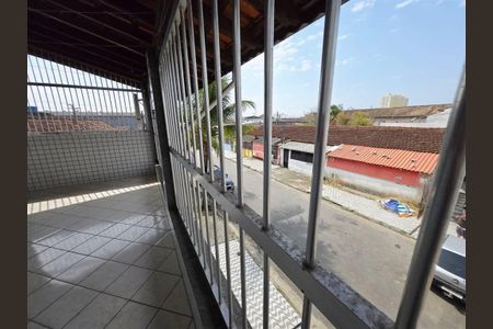 6_photo/94ce1f06a9.b912b0f77f2517c0-ATLAS-5af985bb-697c-4ee8-908b-4e05a9e57e8e.jpg de casa à venda com 2 quartos, 140m² em Cidade Ocian, Praia Grande