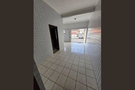 12_photo/94ce1f06a9.b912b0f77f2517c0-ATLAS-b4b5da80-938c-4ec7-950d-deb43f7af3d7.jpg de casa à venda com 2 quartos, 140m² em Cidade Ocian, Praia Grande